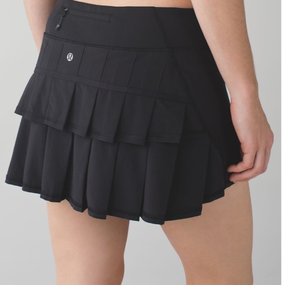 lululemon athletica Dresses & Skirts - Lululemon Black Run Pace Setter Skirt Skort